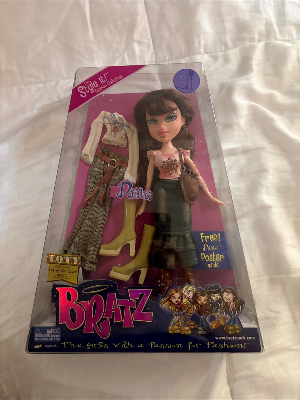 Rare Bratz Dana Fashion Doll The style or collection Outfit & Accessories
